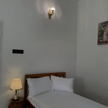 Elzas Fort Inn Kochi Exterior photo