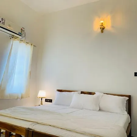 Elzas Fort Inn Kochi Exterior photo